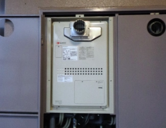 大阪ガス44-996AからノーリツGQH-2443AWX3H-T-DX BLへ給湯器交換の施工事例
