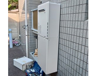 
給湯器交換工事をされた東京都新宿区にお住まいのＧ様より工事後写真
