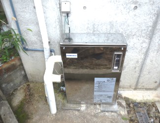 長府製作所KIBF-4701DSAからコロナUKB-SA381A(MS)へ給湯器交換の施工事例