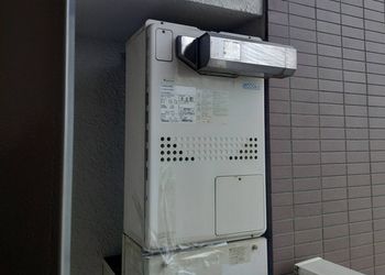 GTH-C2436AW6H-LからGTH-C2471AW6H-L BLへの給湯器交換事例工事前写真施工前