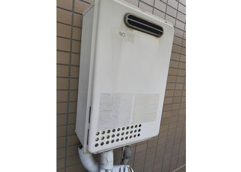 
GQ-1023WからRUX-A1015W(A)-Eへの給湯器交換事例工事前写真施工前
