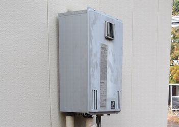 
GS-H2000W-1からGS-H2003W-1への給湯器交換事例工事前写真施工前
