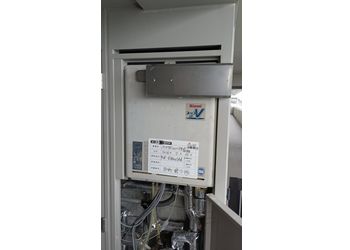 
RUFV2400SAA-1からRUF-A2405SAA(C)への給湯器交換事例工事前写真施工前

